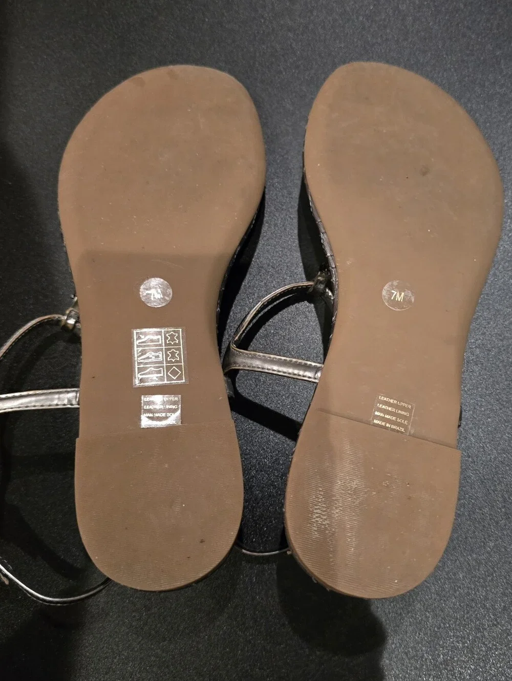 TORY BURCH Metallic Silver Women’s T-Strap Sandals Size 7